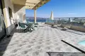 Residential quarter Sublime penthouse 5 pieces spacieux avec piscine privee terrasse vue mer et proximite immediate de la mer programme neuf petit immeuble recent pour clients exigeants