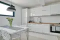 2 bedroom apartment 80 m² Đenovići, Montenegro