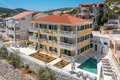 Casa 12 habitaciones 407 m² Opcina Marina, Croacia