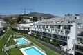 Mieszkanie 2 pokoi 93 m² Fuengirola, Hiszpania