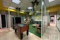 Office 3 rooms 530 m² in Tirana Municipality, Albania