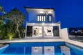 Apartamento 3 habitaciones 168 m² Tumbak Bayuh, Indonesia