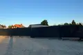 Atterrir 2 300 m² en Wysogotowo, Pologne