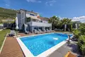 4 bedroom Villa 386 m² Kastel Stari, Croatia