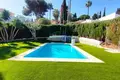 5 bedroom house 353 m² Dos Hermanas, Spain