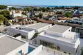 3-Schlafzimmer-Villa 120 m² Torrevieja, Spanien