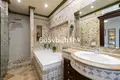 5 bedroom house 259 m² Dos Hermanas, Spain