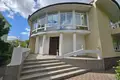 House 551 m² Minsk, Belarus