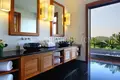 Wohnung 5 Schlafzimmer 1 550 m² Ban Bang Thao, Thailand