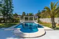 Haus 4 Schlafzimmer 258 m² Artola, Spanien