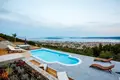 Villa de 4 dormitorios 355 m² Kastel Stari, Croacia