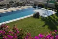 Willa 9 pokojów 580 m² Çeşme, Turcja