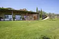 Commercial property 7 700 m² in Arezzo, Italy