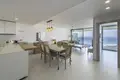 Mieszkanie 2 pokoi 83 m² Benalmadena, Hiszpania