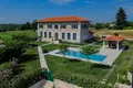 3-Schlafzimmer-Villa 282 m² Poreč, Kroatien