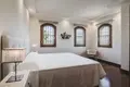 Haus 7 Schlafzimmer 557 m² Dos Hermanas, Spanien