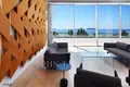 Mieszkanie 3 pokoi 137 m² Demos Agiou Athanasiou, Cypr