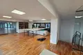 Pomieszczenie biurowe 290 m² w Tirana Municipality, Albania