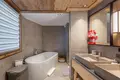 Chalet 5 bedrooms  in Les Allues, France