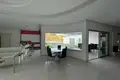 Dom 4 pokoi 400 m² Alassa, Cypr