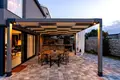 Villa de 2 dormitorios 153 m² Roviño, Croacia