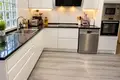 Дом 5 спален 230 м² Малага, Испания