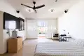 Haus 5 Schlafzimmer 288 m² Dos Hermanas, Spanien