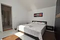 Casa 9 habitaciones 282 m² Budva, Montenegro