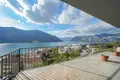 Квартира 3 спальни 158 м² Доброта, Черногория
