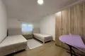 Коттедж Kuća 320 m² na Prodaju – Zlatica, Podgorica