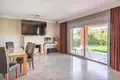3 bedroom house 180 m² Dos Hermanas, Spain