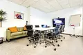 Bureau 876 m² à Demos Agiou Athanasiou, Chypre