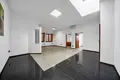 Коммерческое помещение 4 комнаты 150 м² в Варшаве, Польша