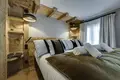 Chalet 5 chambres  en Lyon, France