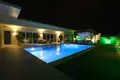 Casa 3 habitaciones 500 m² Huai Yai, Tailandia