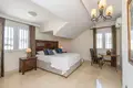 5 bedroom apartment 210 m² Dos Hermanas, Spain