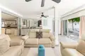 Haus 5 Schlafzimmer 220 m² Dos Hermanas, Spanien