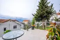 Квартира 2 спальни 77 м² Тиват, Черногория