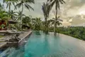4-Schlafzimmer-Villa 1 500 m² Lebah A, Indonesien