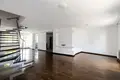 Propiedad comercial 158 m² en Varsovia, Polonia