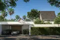 Kompleks mieszkalny New complex of premium villas in a traditional style with swimming pools surrounded by forest, Bang Tao, Phuket, Thailand