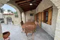 Bungalow 4 Schlafzimmer 260 m² in Agios Tychonas, Zypern