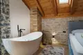 3 bedroom villa 175 m² Opcina Tribunj, Croatia