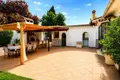 Haus 5 Schlafzimmer 279 m² Dos Hermanas, Spanien