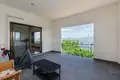 Villa mit 2 Schlafzimmern 345 m² Rawai, Thailand