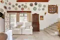 4 bedroom house 252 m² Dos Hermanas, Spain