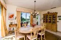 4 bedroom house 350 m² Dos Hermanas, Spain