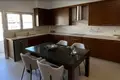 Mieszkanie 3 pokoi 290 m² Koinoteta Agiou Tychona, Cypr