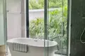 3 bedroom apartment 330 m² Si Sunthon, Thailand