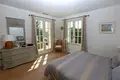 villa de 5 chambres 240 m² France, France